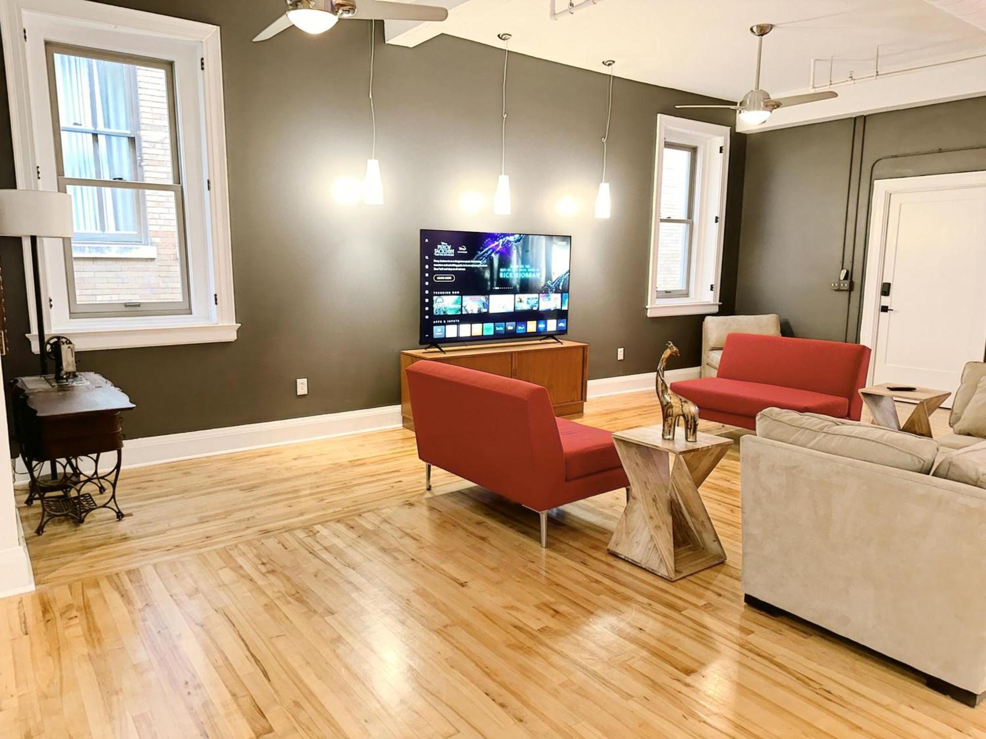 The Historic Lyric Penthouse With Private Rooftop Cincinnati Bagian luar foto