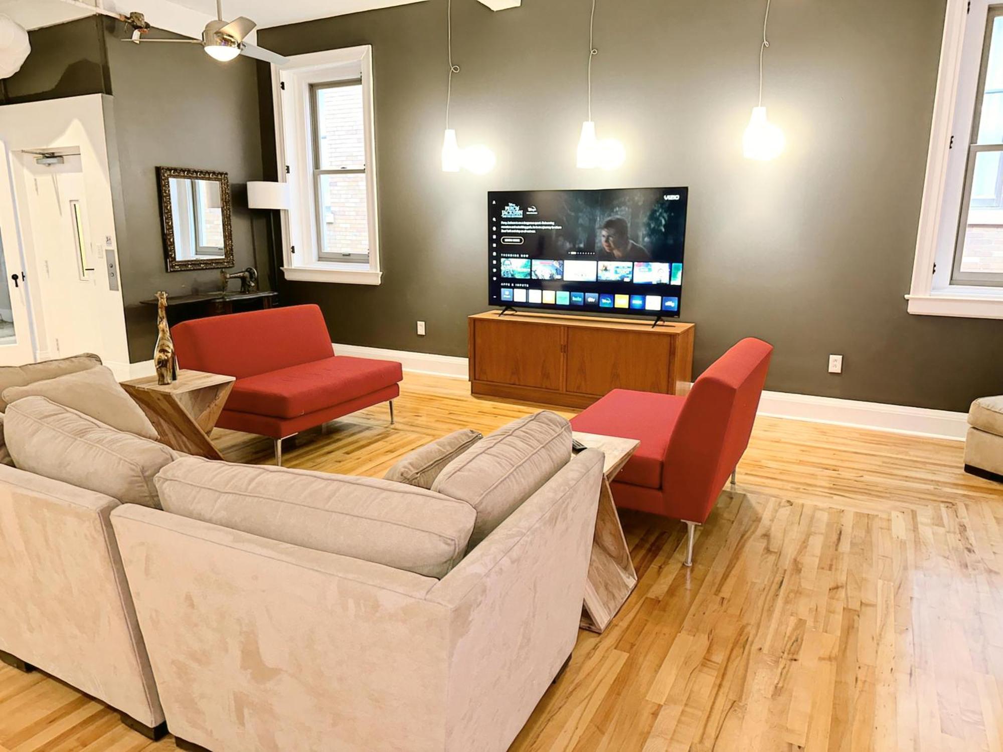 The Historic Lyric Penthouse With Private Rooftop Cincinnati Bagian luar foto