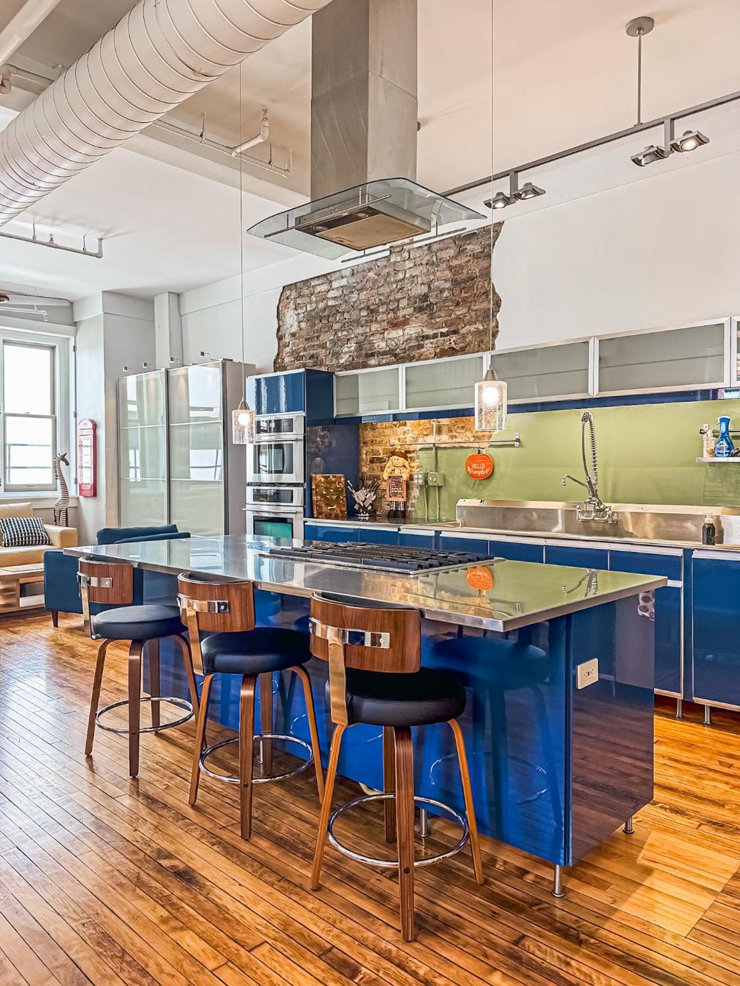 The Historic Lyric Penthouse With Private Rooftop Cincinnati Bagian luar foto