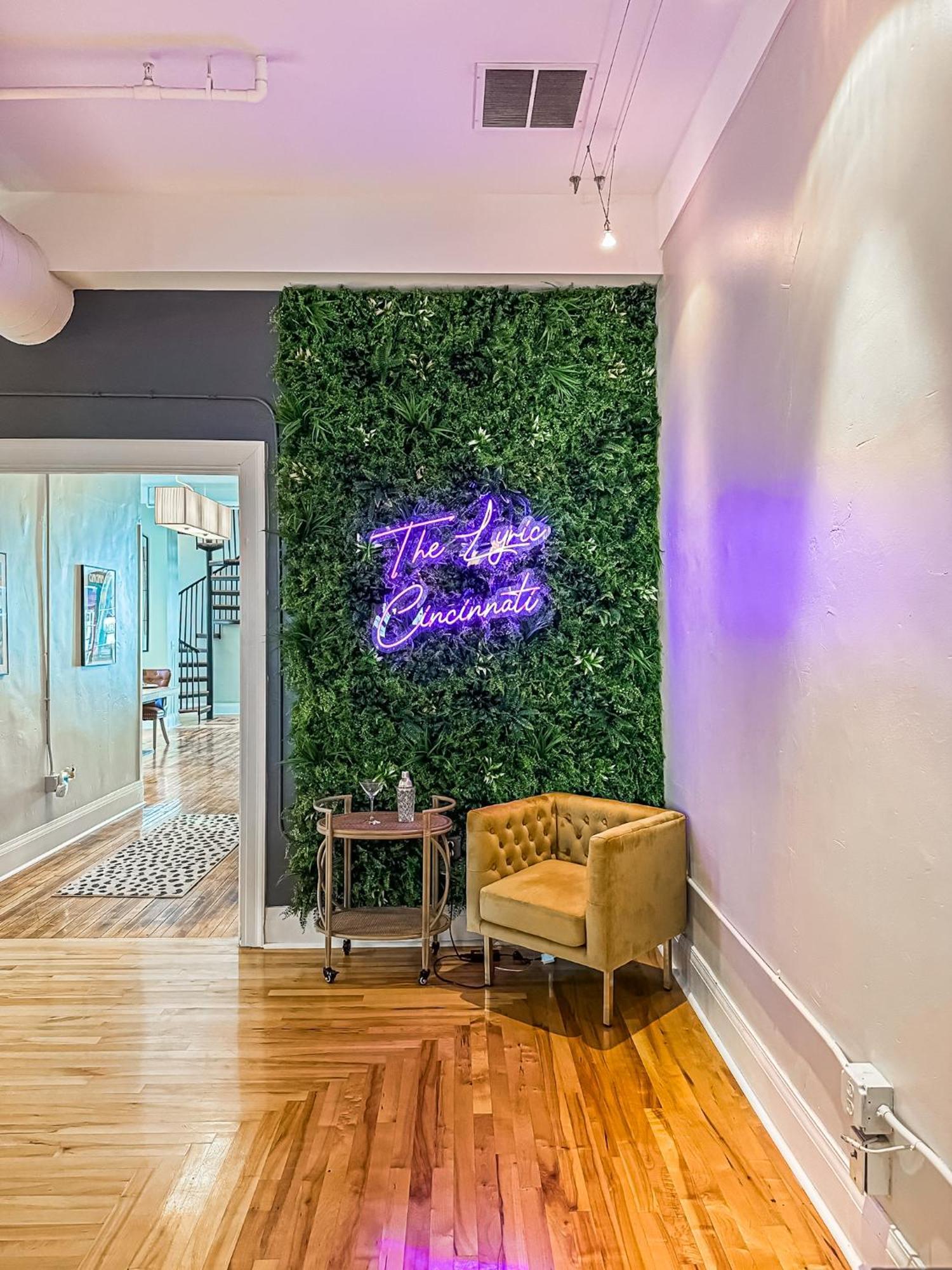 The Historic Lyric Penthouse With Private Rooftop Cincinnati Bagian luar foto