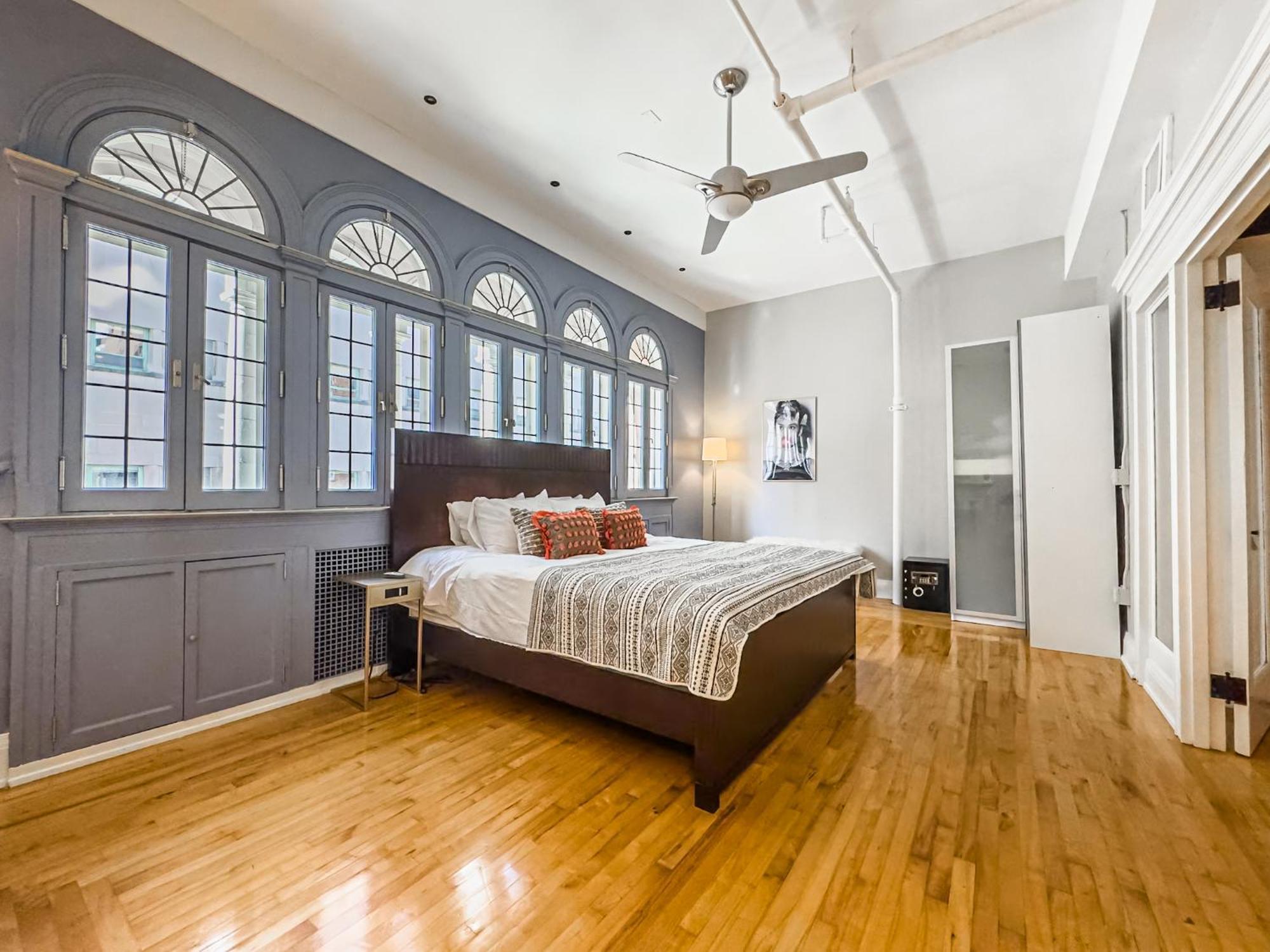 The Historic Lyric Penthouse With Private Rooftop Cincinnati Bagian luar foto